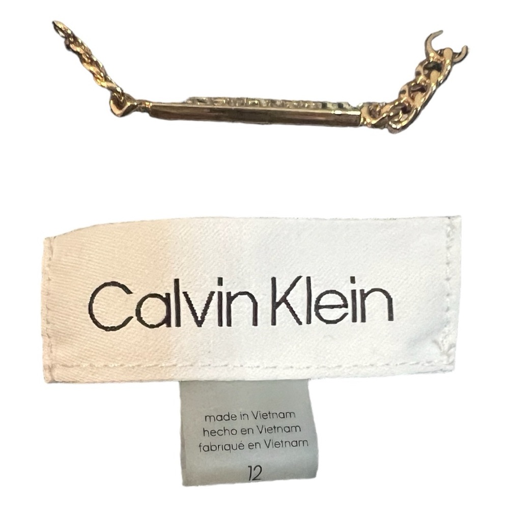 A Cavin Klein blazer in size 12 - Picture 3 of 6